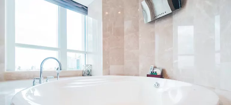 Bathroom Window Coverings in Leesburg, FL