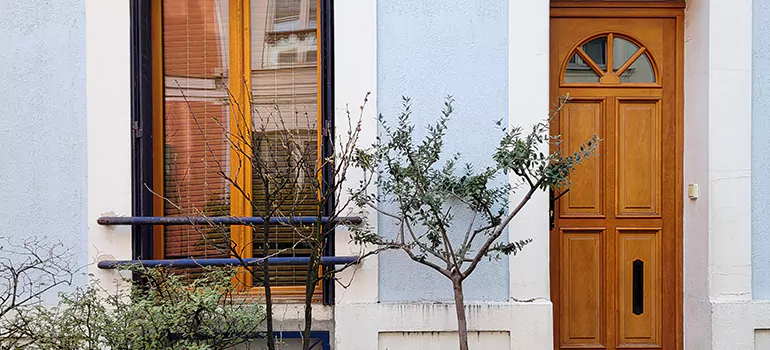 Residential Garage Doors Near Me in Leesburg, FL