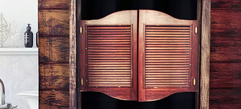 Installing Saloon Door Hinges in Leesburg, FL